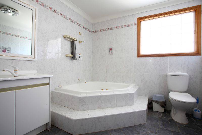 Cost of Bathtub Installation in Framingham, MA